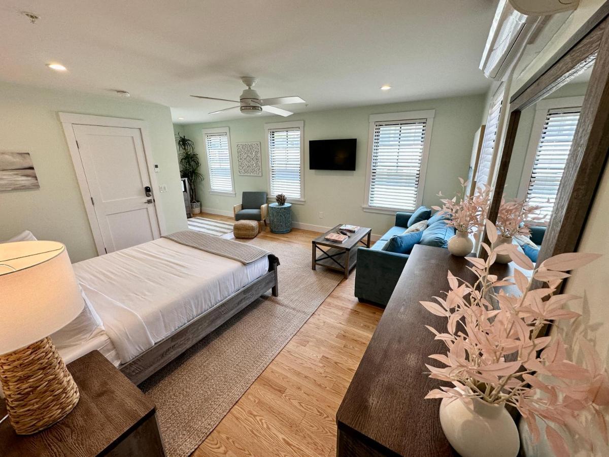 Prime Location! Renovated House! 6 Bed4 Bath Hotel Newport Bagian luar foto